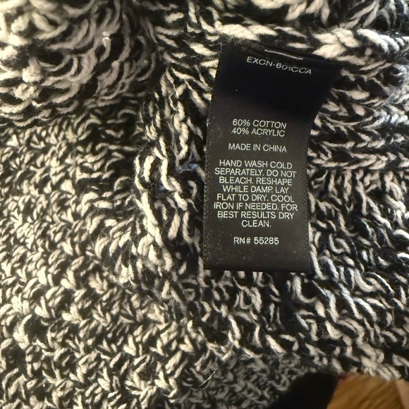 Express Relaxed Crew Neck Sweater NWT Size L - Picture 4 of 4